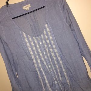 Aerie top.. Beautiful blue and white striped shirt